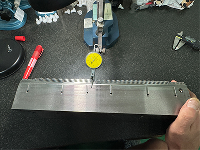 100% Final Inspection before assemble the whole mold
