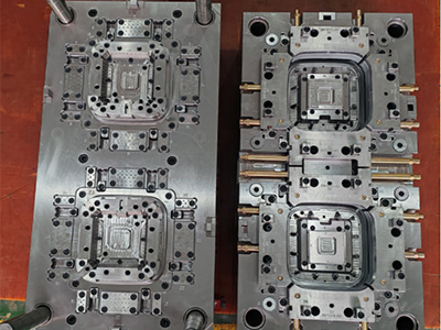 Cavity slider mold