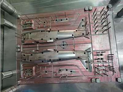 Model kits mold-Mold fitting
