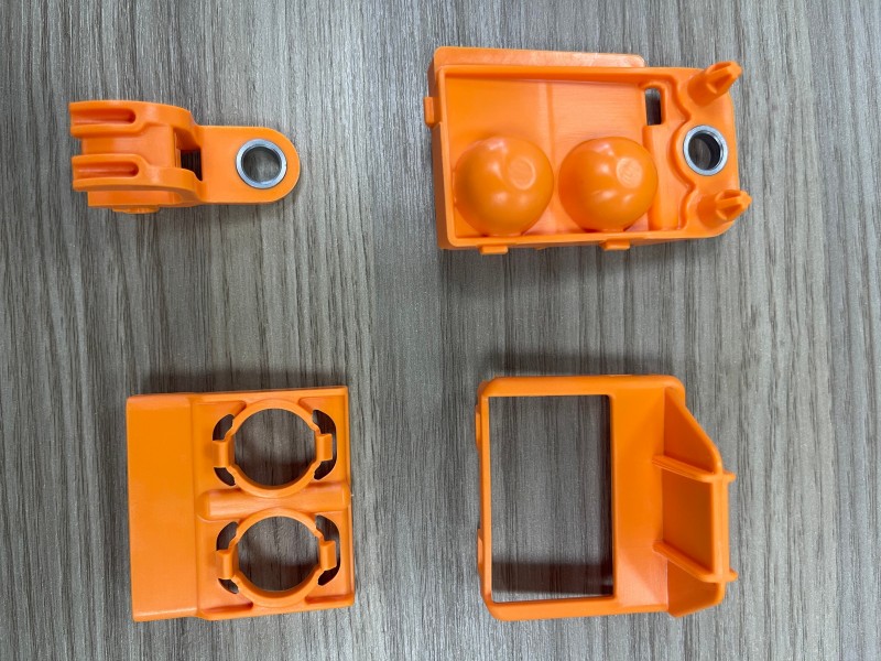  Overmolding part