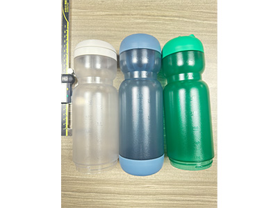 Sporty bottomless container