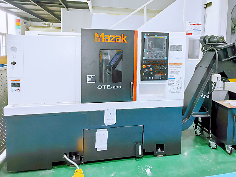 Mazak-CNC-lathe-machine